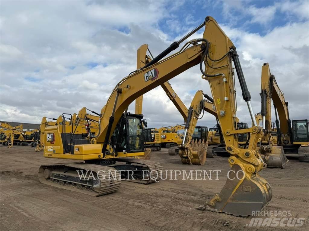 CAT 323 Escavatori cingolati