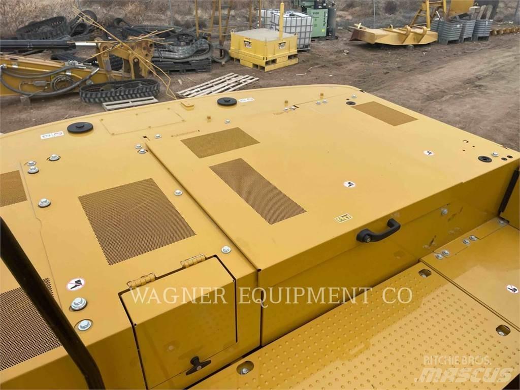 CAT 323 Escavatori cingolati