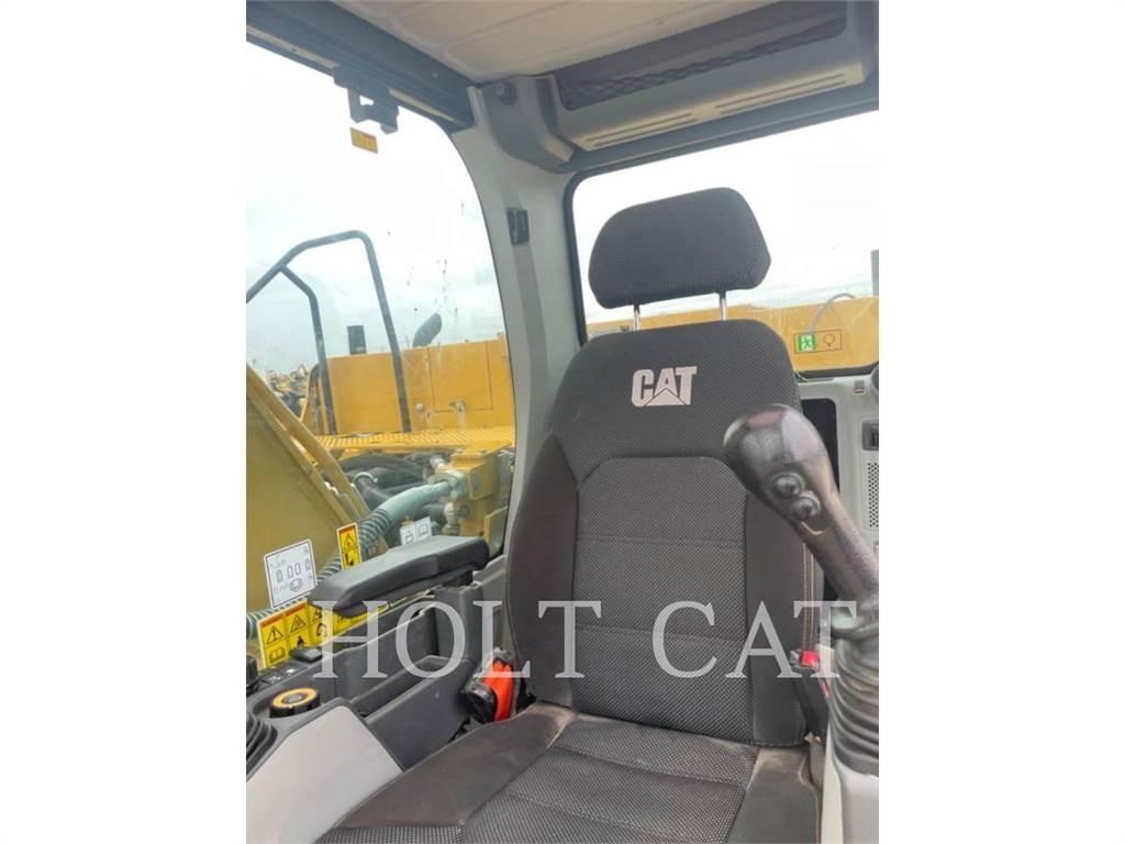 CAT 323 TC3 Escavatori cingolati