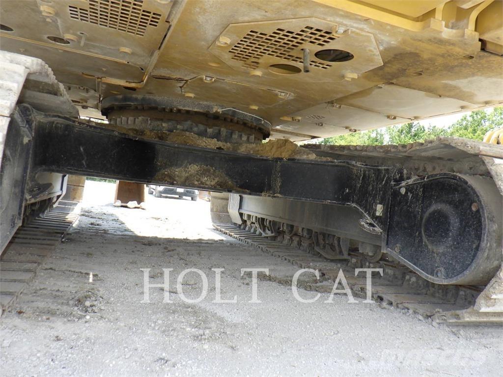 CAT 32307 Escavatori cingolati
