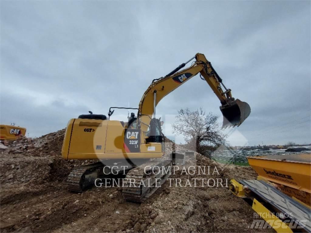 CAT 323F Escavatori cingolati