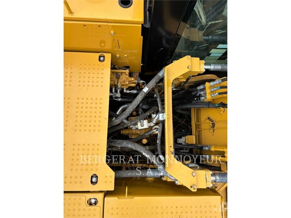 CAT 323F Escavatori cingolati