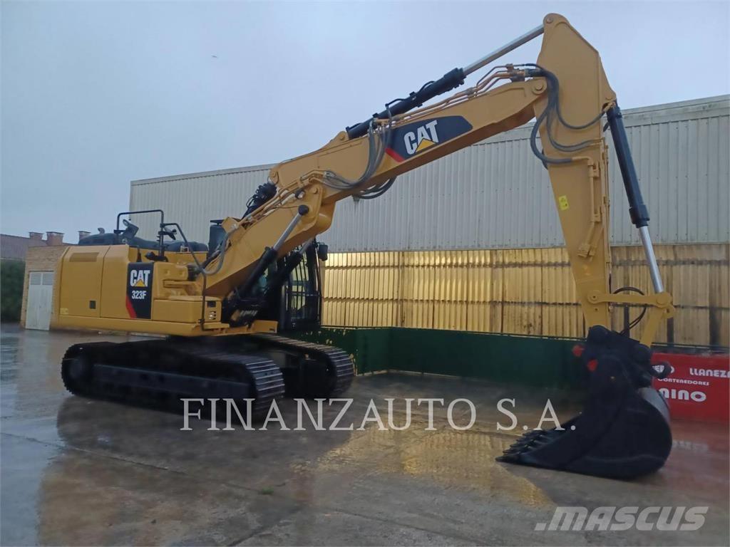 CAT 323F SA Escavatori cingolati
