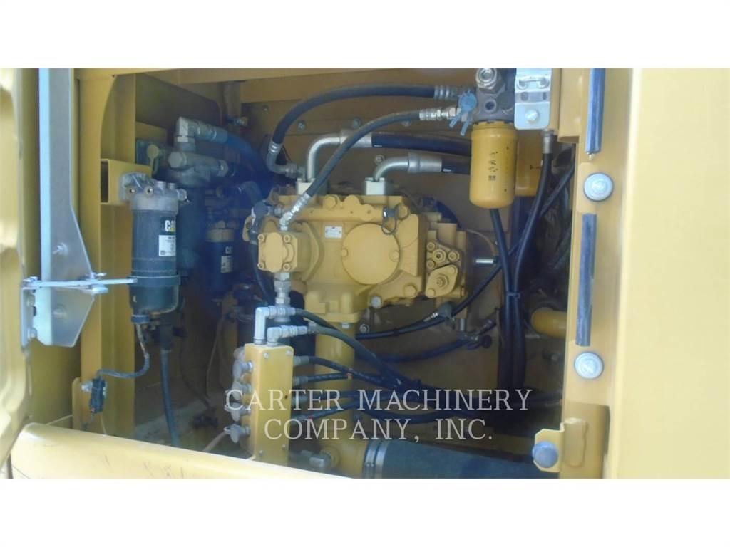 CAT 323FL Escavatori cingolati