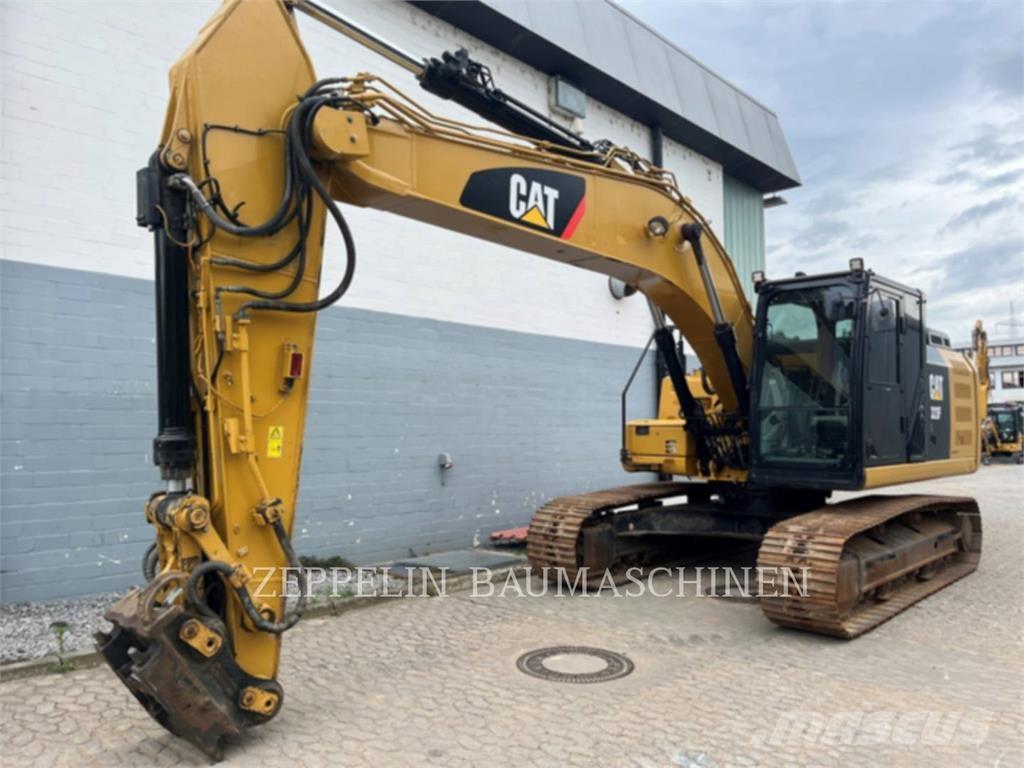 CAT 323FL Escavatori cingolati