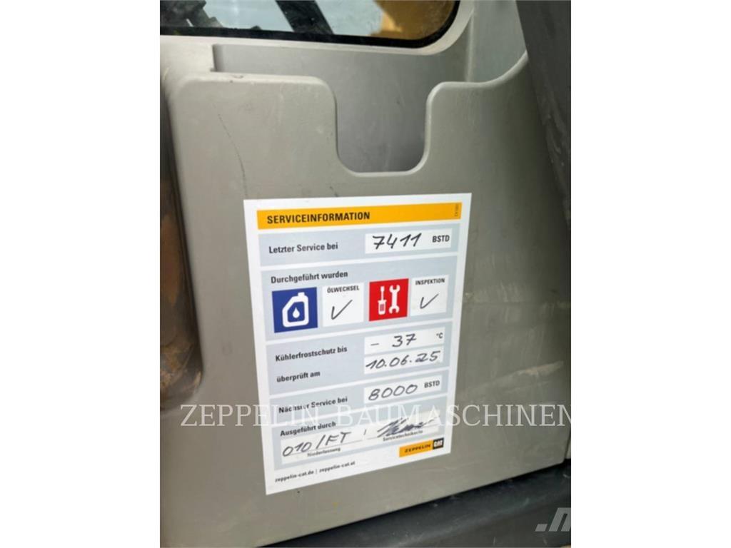 CAT 323FL Escavatori cingolati