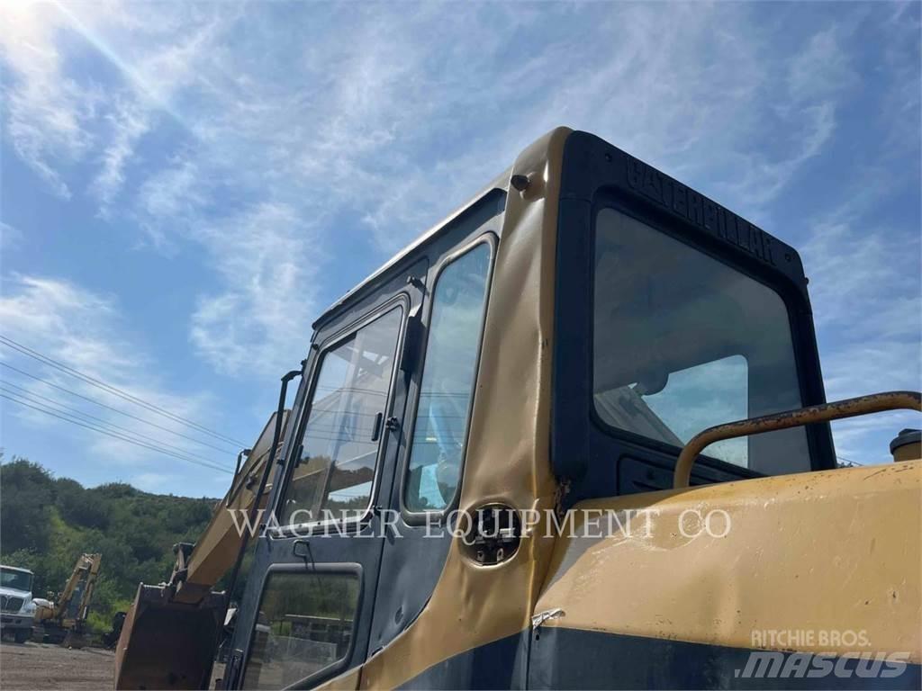 CAT 325 Escavatori cingolati