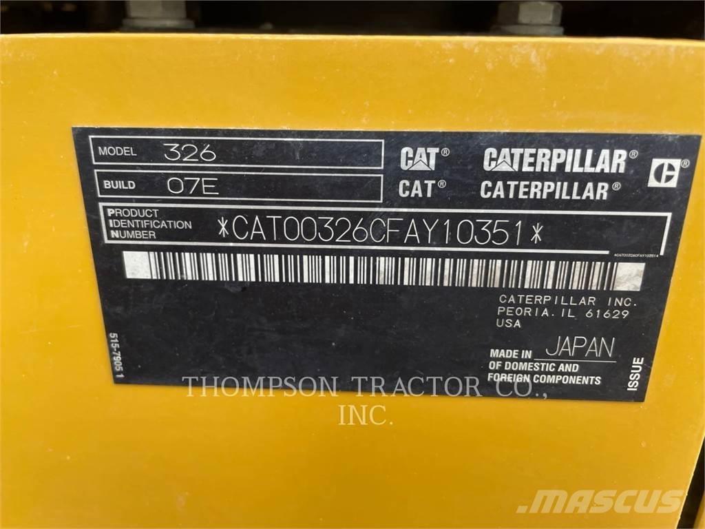CAT 326 Escavatori cingolati