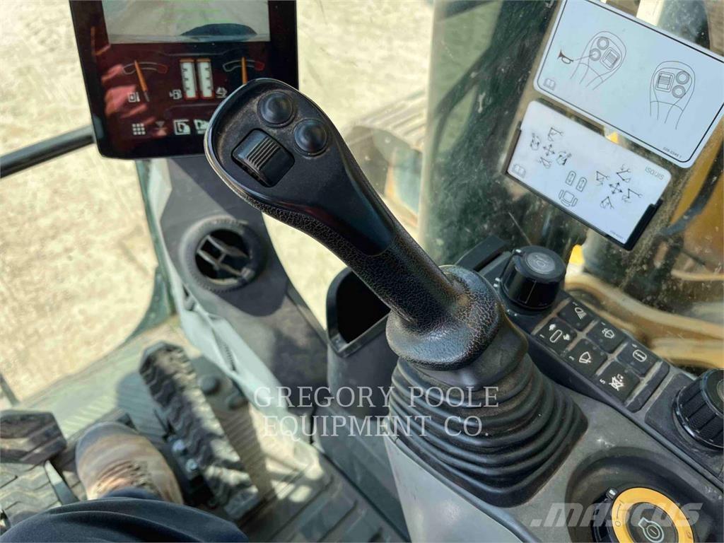 CAT 32607 Escavatori cingolati