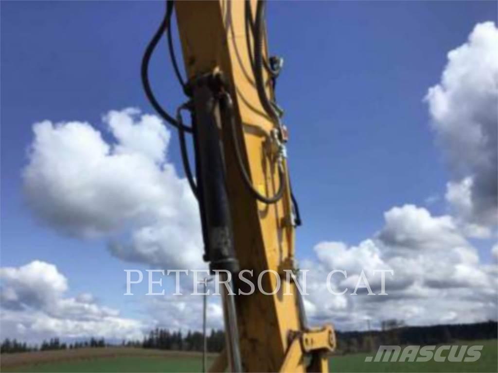 CAT 330 Escavatori cingolati