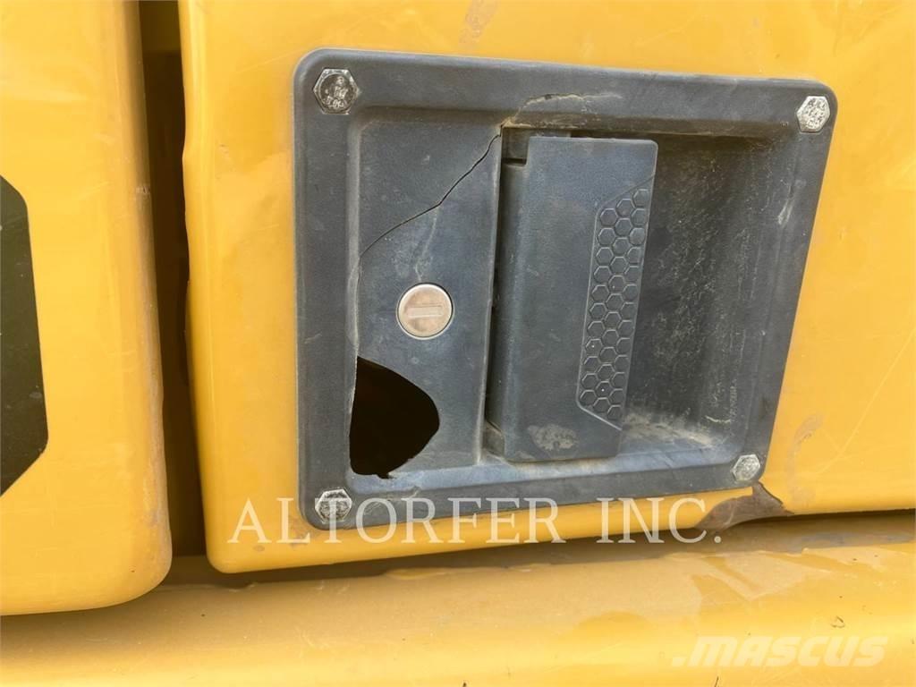 CAT 330-07 Escavatori cingolati