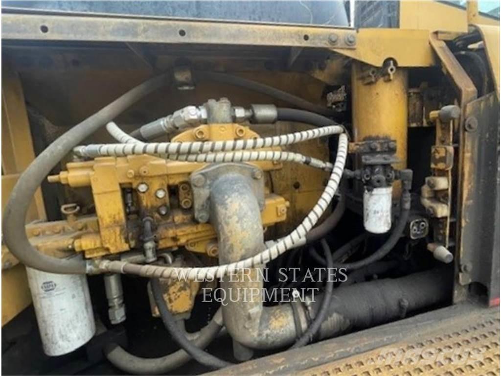 CAT 330B FM Altri mezzi forestali