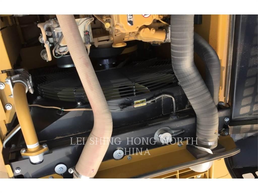 CAT 330D2L Escavatori cingolati