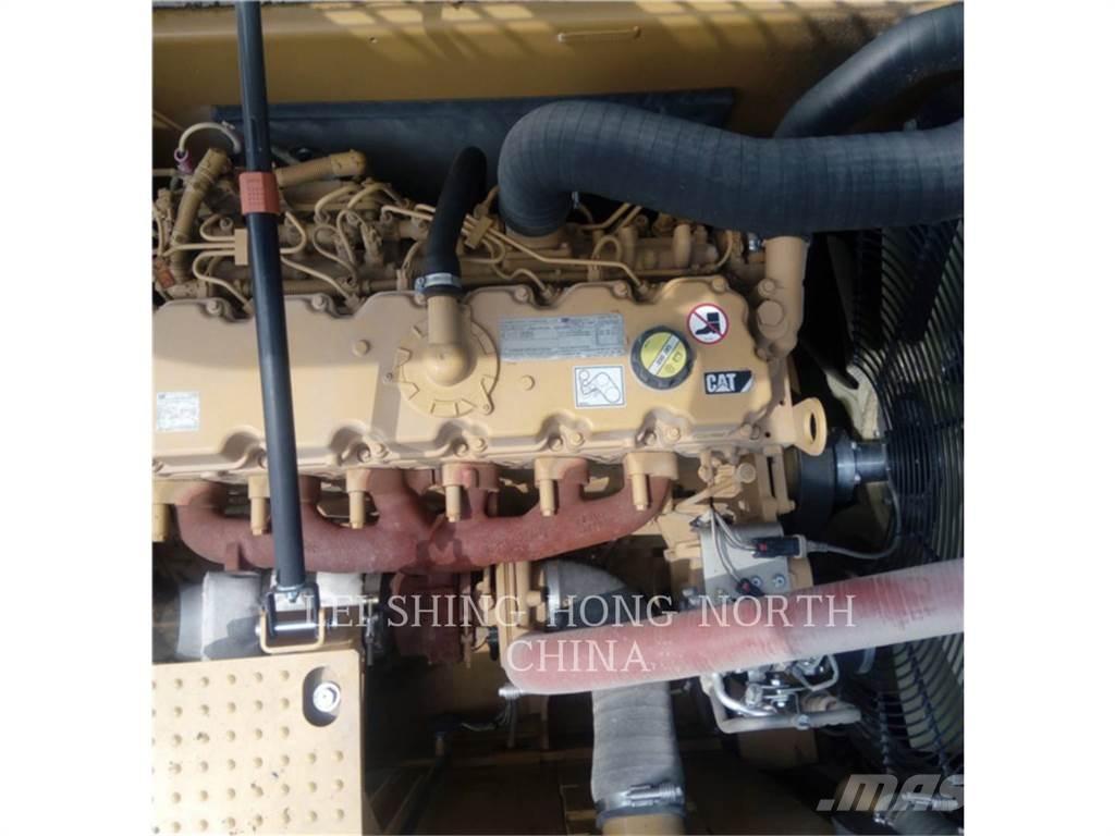 CAT 330D2L Escavatori cingolati