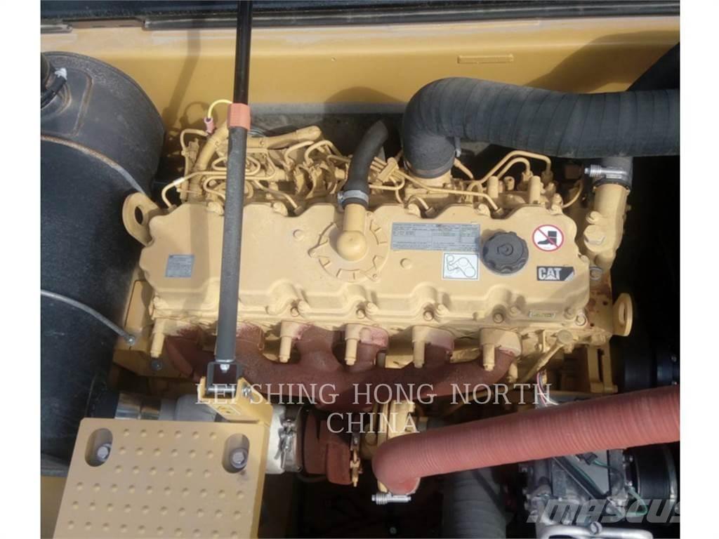 CAT 330D2L Escavatori cingolati