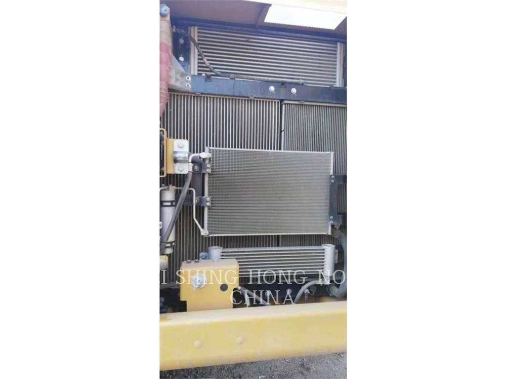 CAT 330D2L Escavatori cingolati