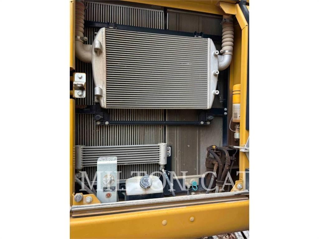CAT 330FL Escavatori cingolati