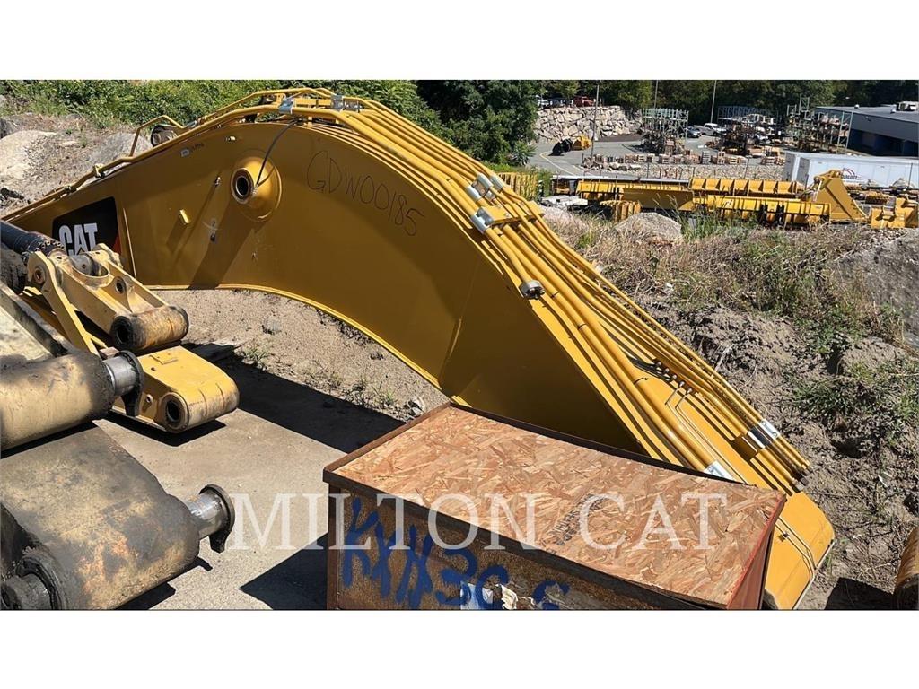CAT 330GC REACH BOOM Piattaforme a braccio articolato