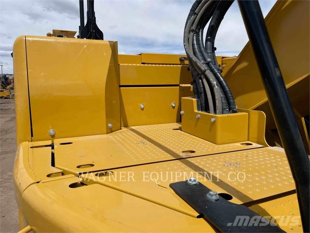 CAT 335 Escavatori cingolati