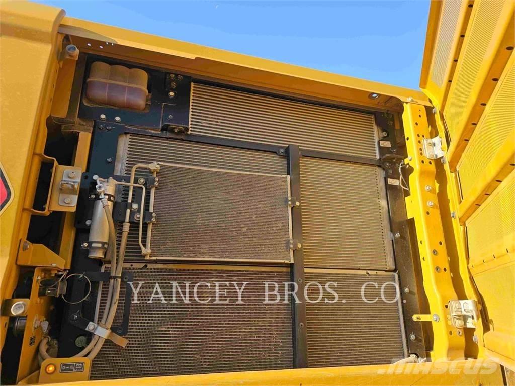 CAT 34008 Escavatori cingolati