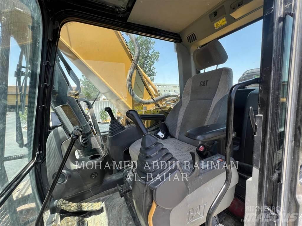 CAT 340D2L Escavatori cingolati