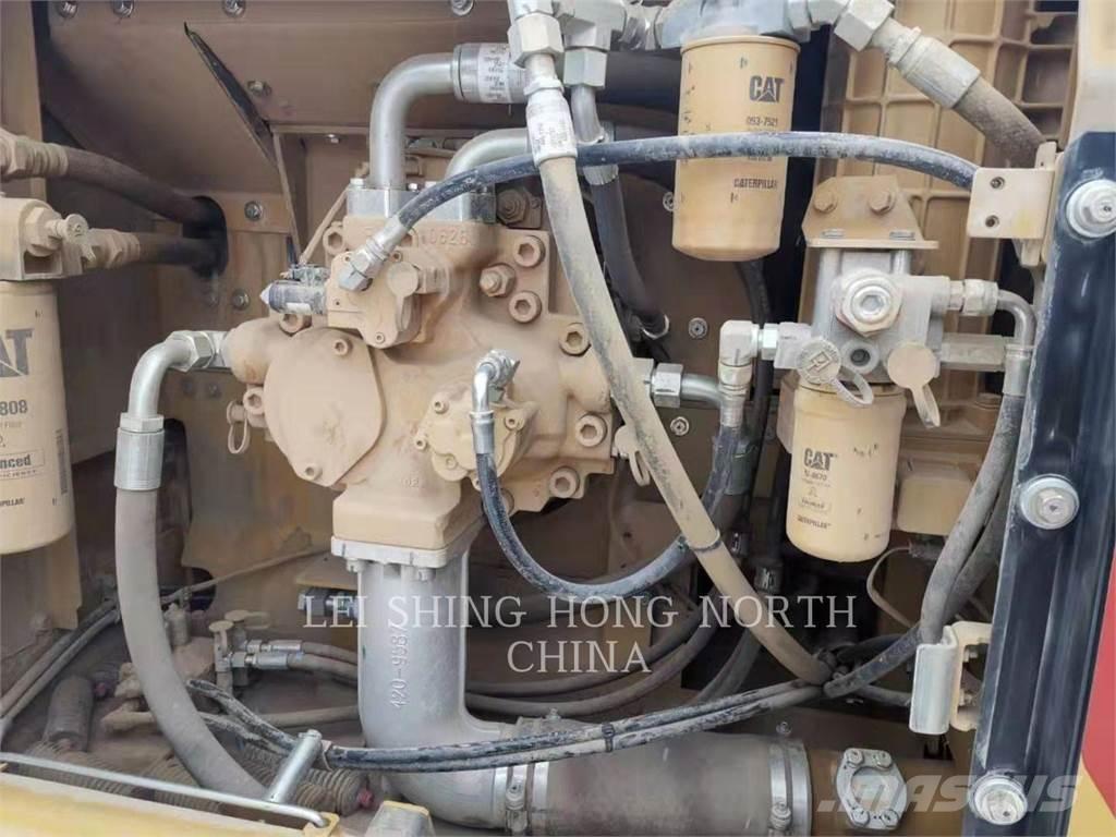 CAT 340D2L Escavatori cingolati