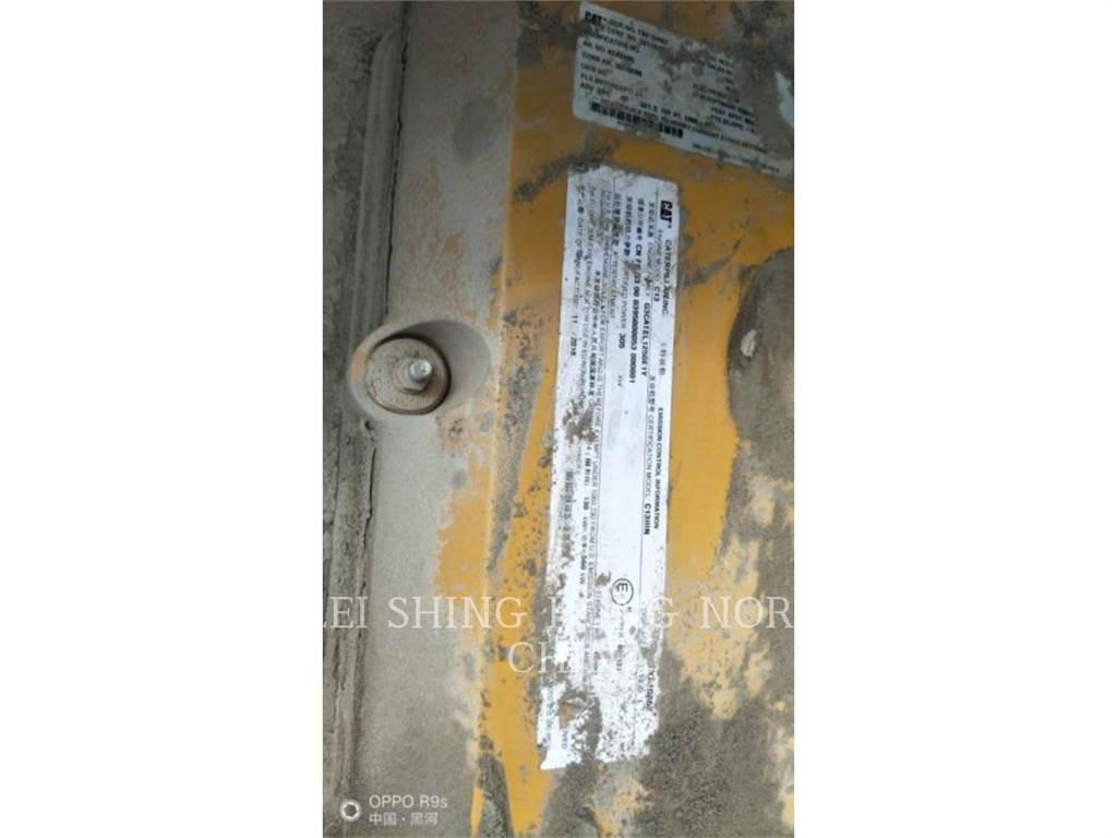 CAT 349D2 Escavatori cingolati