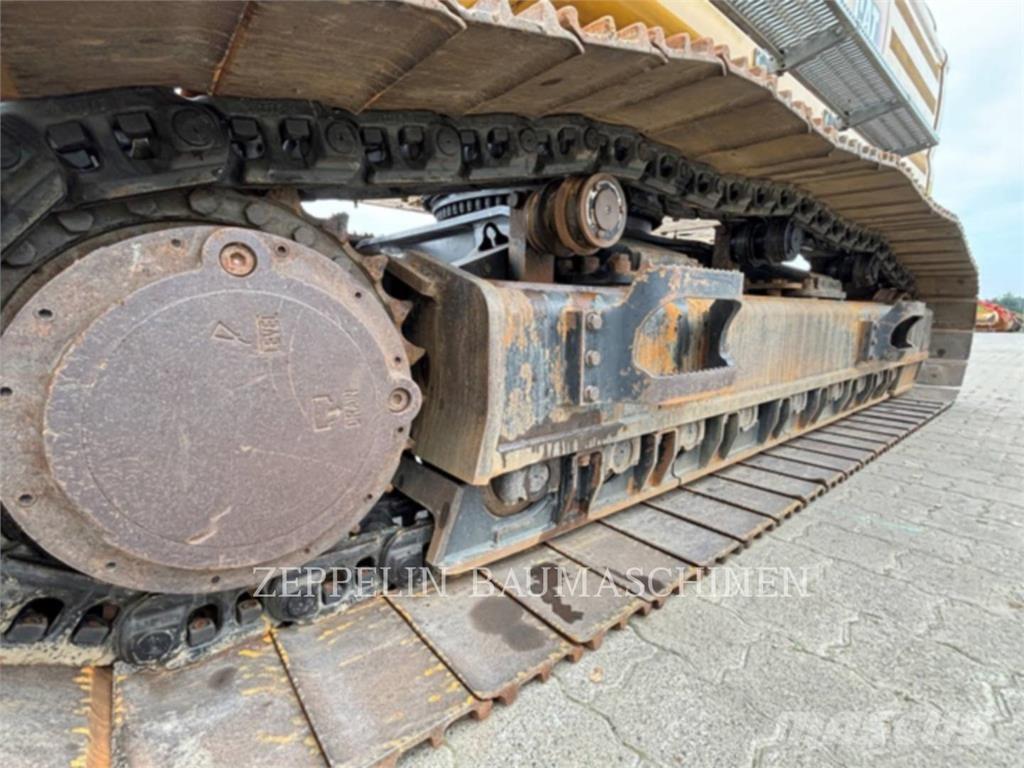 CAT 352-08 Escavatori cingolati