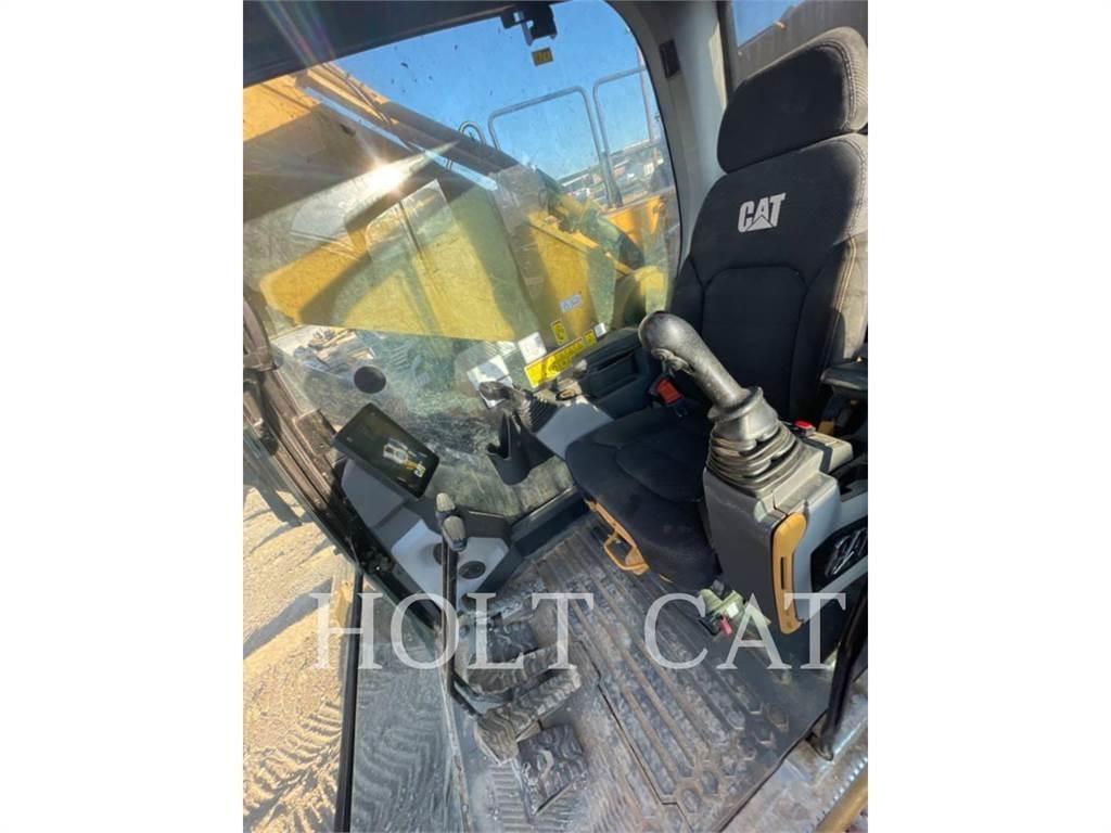 CAT 352 11 Escavatori cingolati
