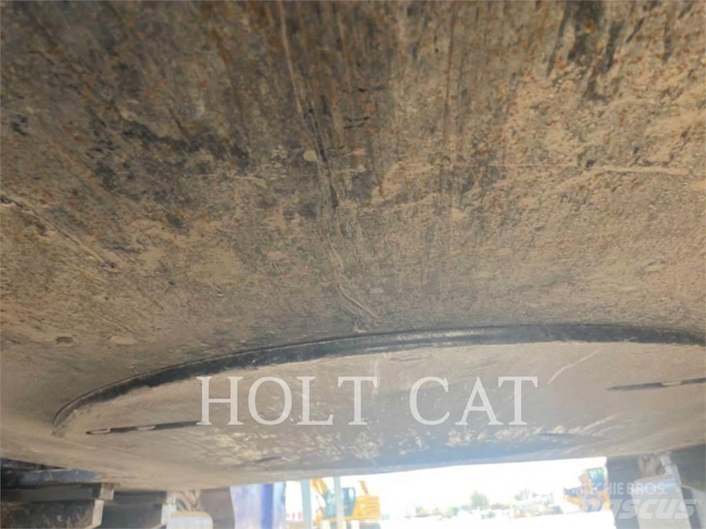 CAT 352 11 TC Escavatori cingolati