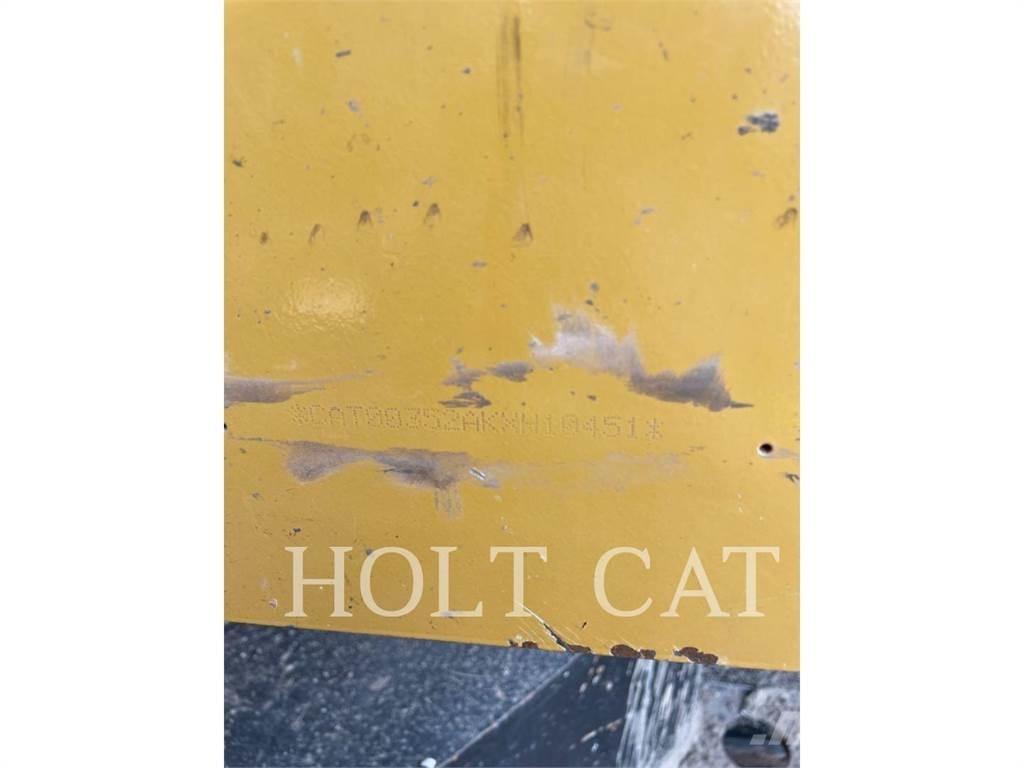 CAT 352 12 TC Escavatori cingolati