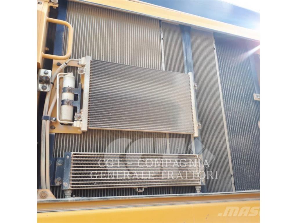 CAT 352F Escavatori cingolati