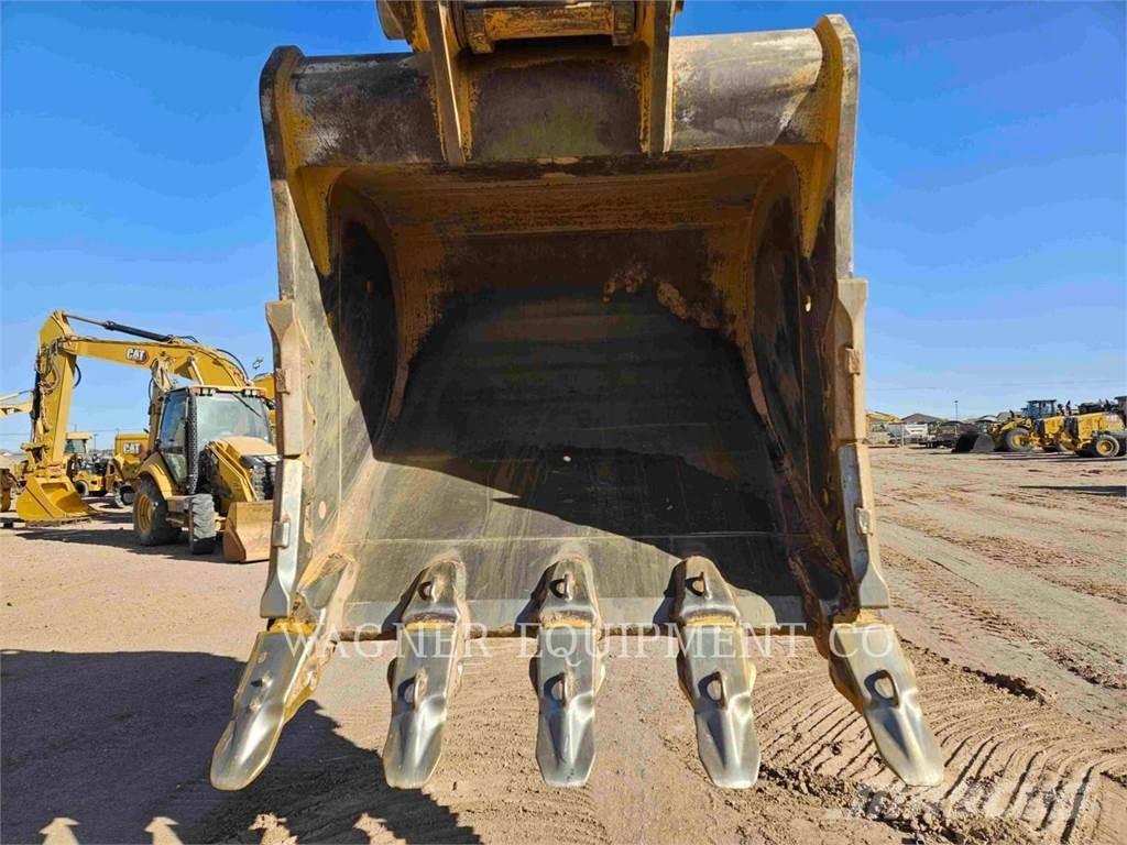 CAT 374 Escavatori cingolati