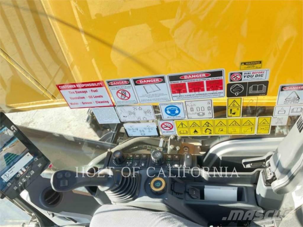 CAT 374 2D Escavatori cingolati