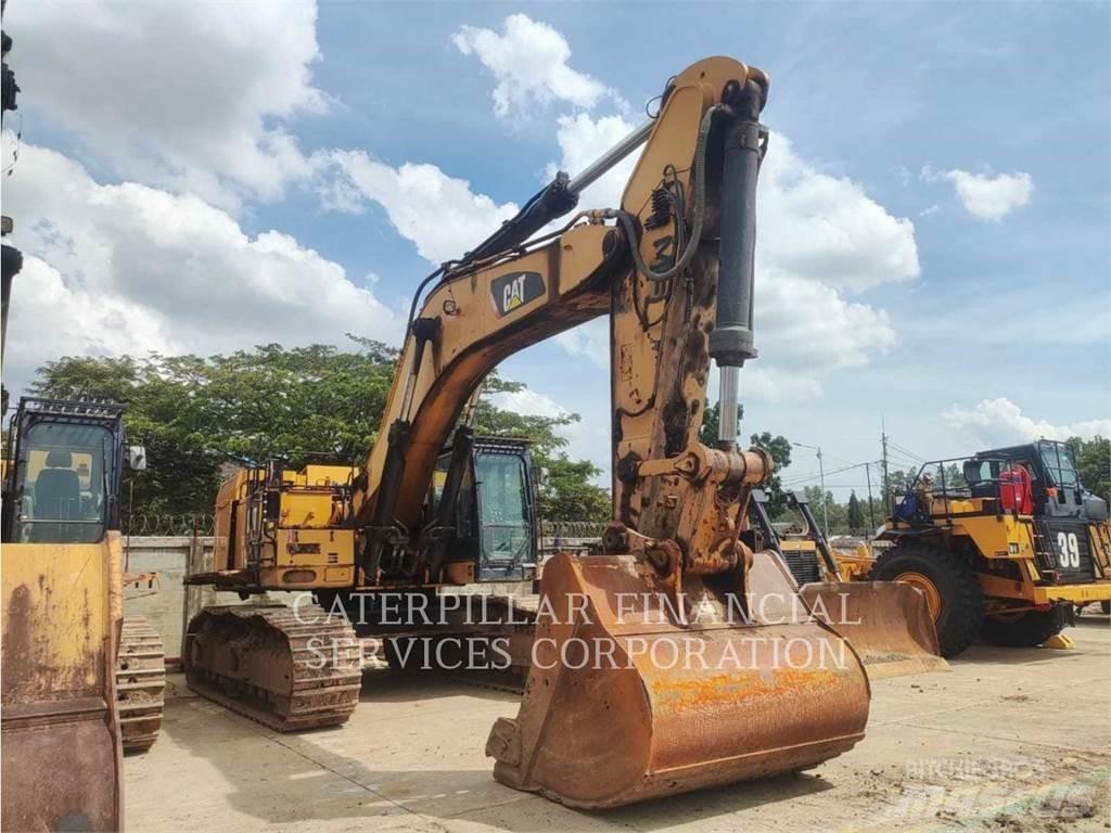 CAT 374F Escavatori cingolati
