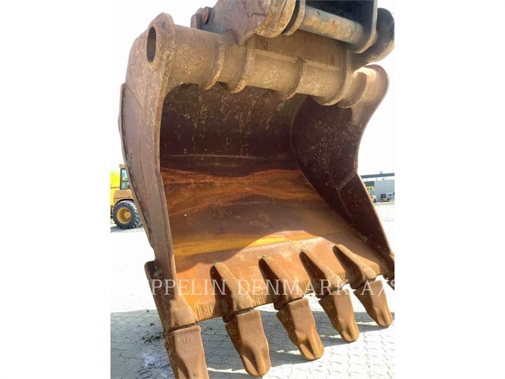 CAT 374FL Escavatori cingolati