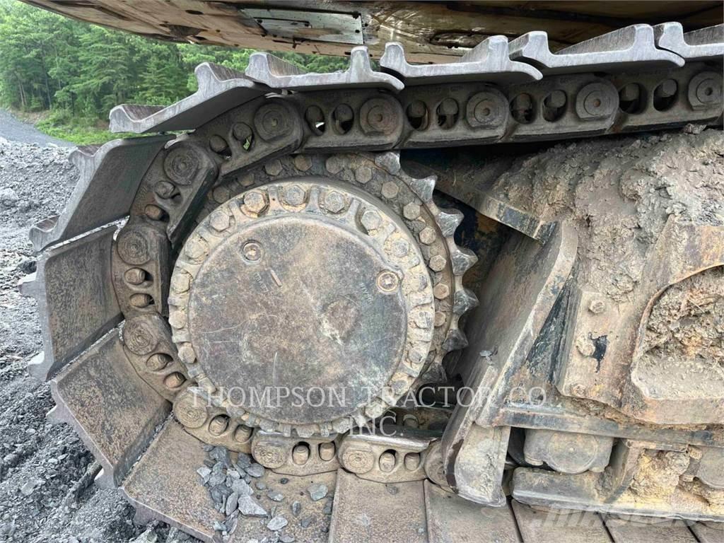 CAT 390FL Escavatori cingolati