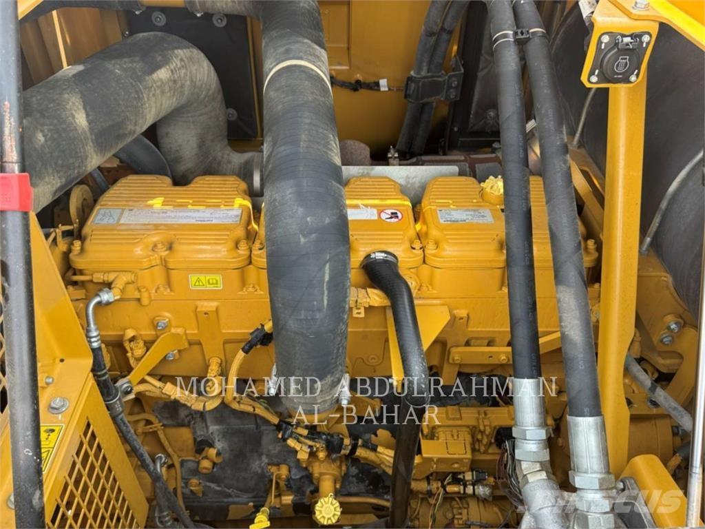 CAT 395 Escavatori cingolati