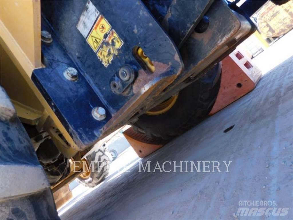 CAT 415F2 IL Pale gommate