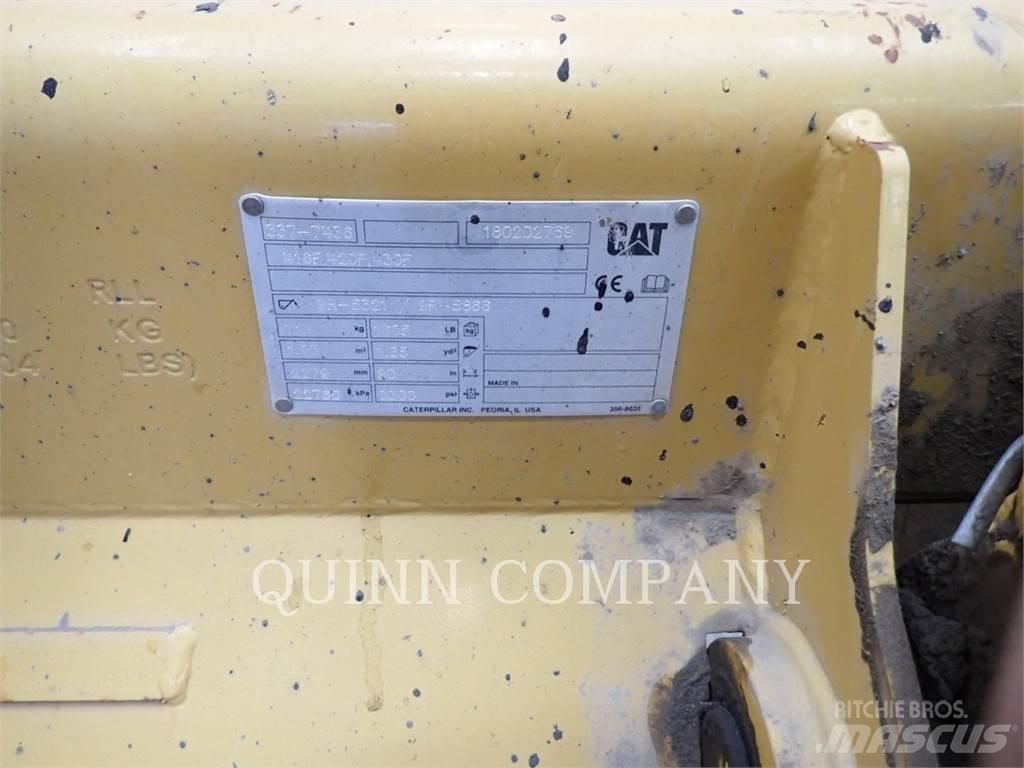 CAT 415F2IL Terne