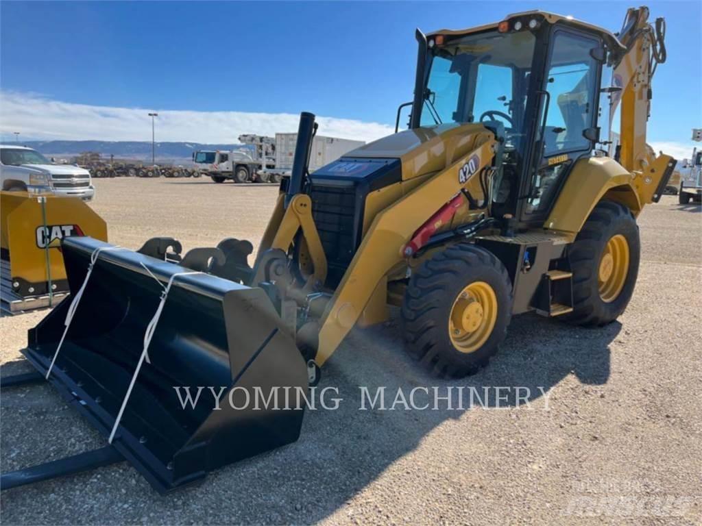 CAT 420 Terne