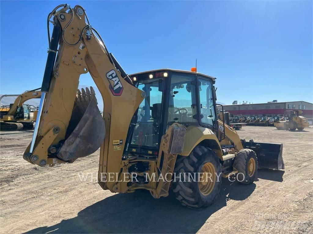 CAT 420 Terne