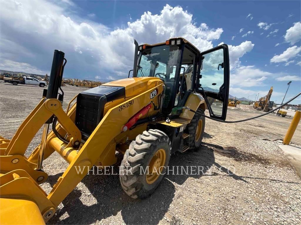 CAT 420 Terne
