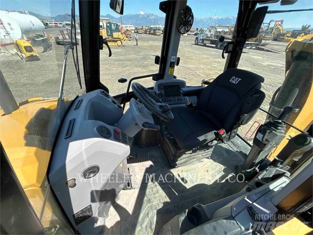 CAT 420 Terne