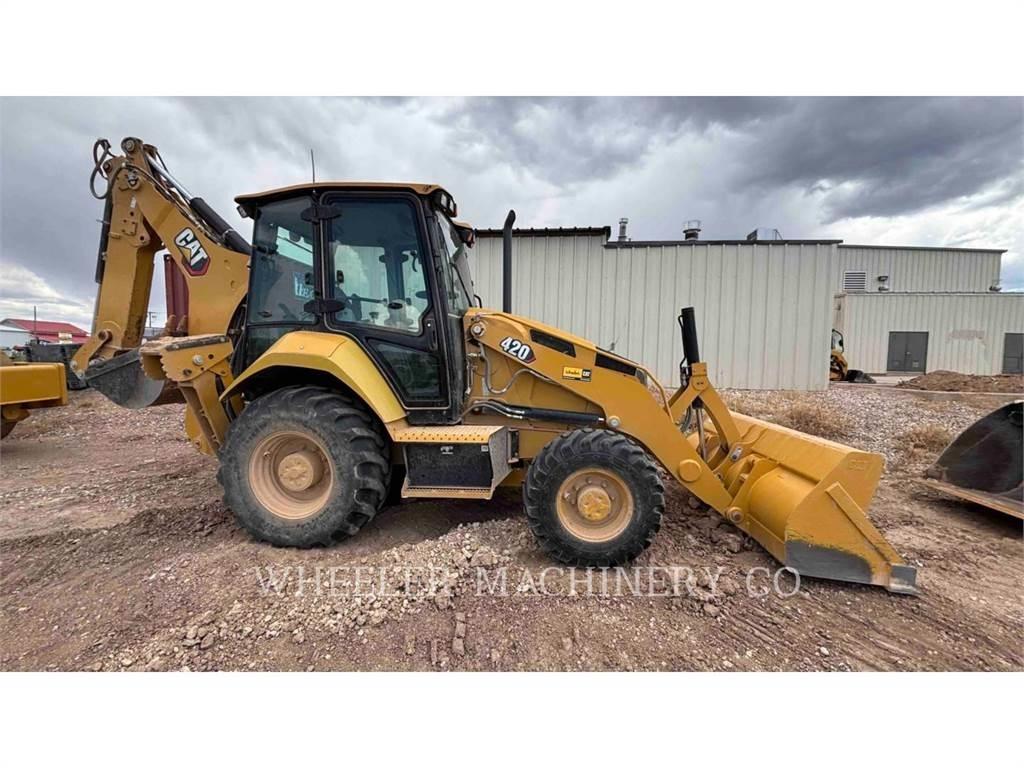 CAT 420 Terne