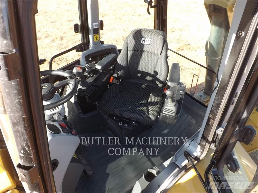 CAT 420 Terne