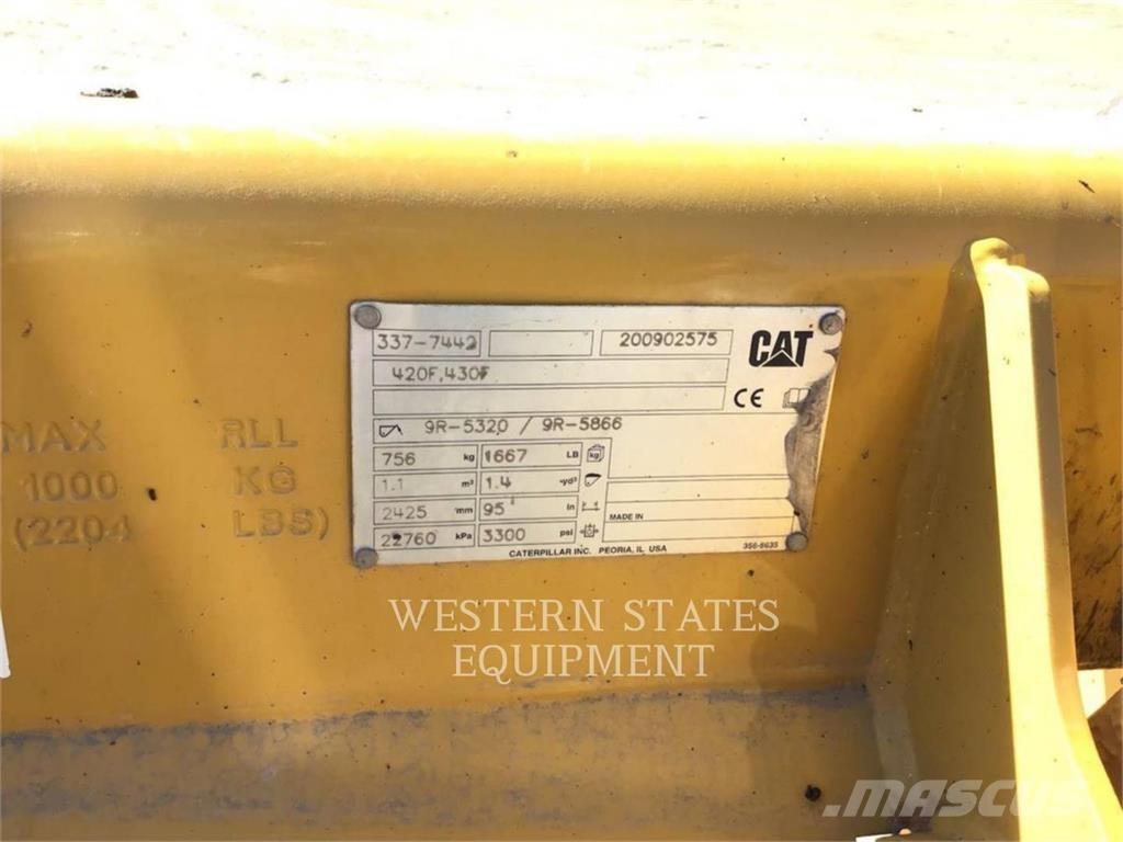 CAT 420 Terne