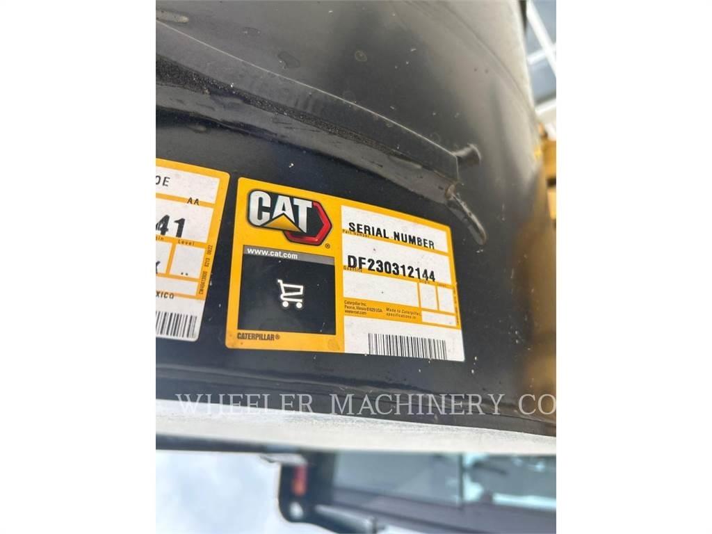 CAT 420 CF Terne