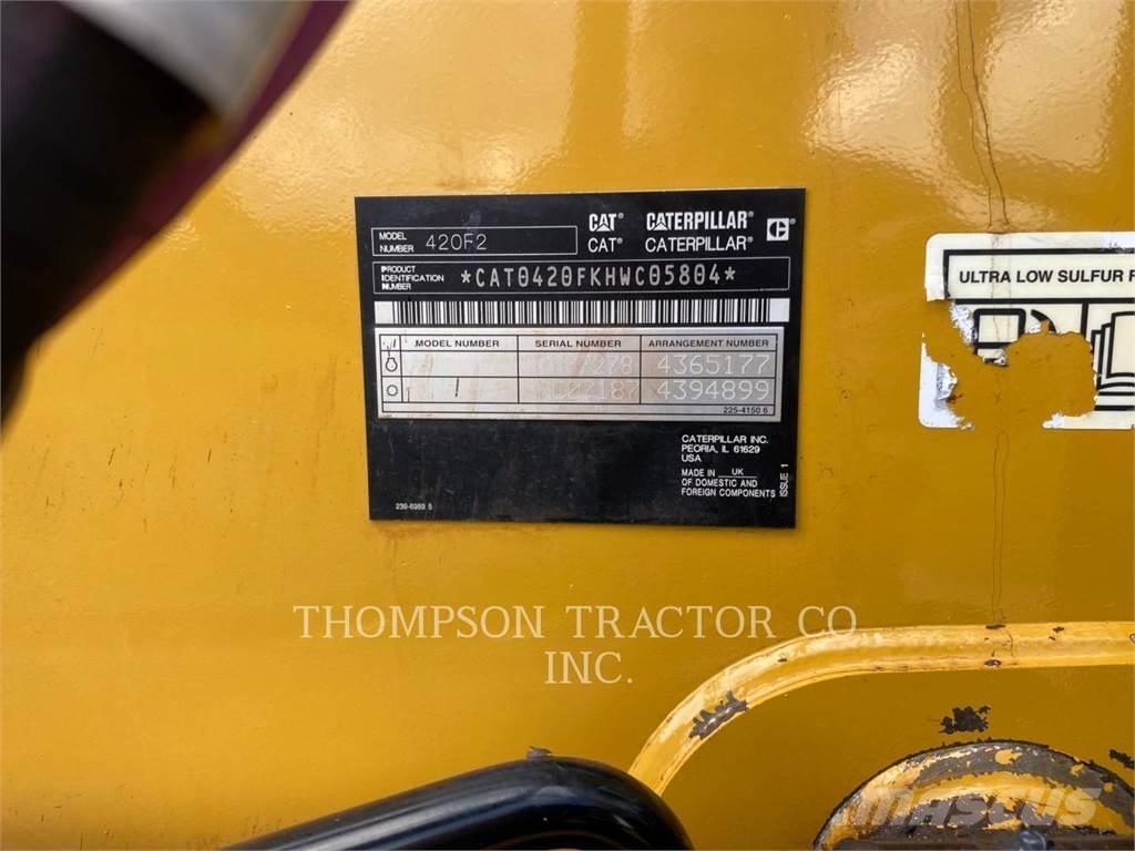 CAT 420 F 2 Terne