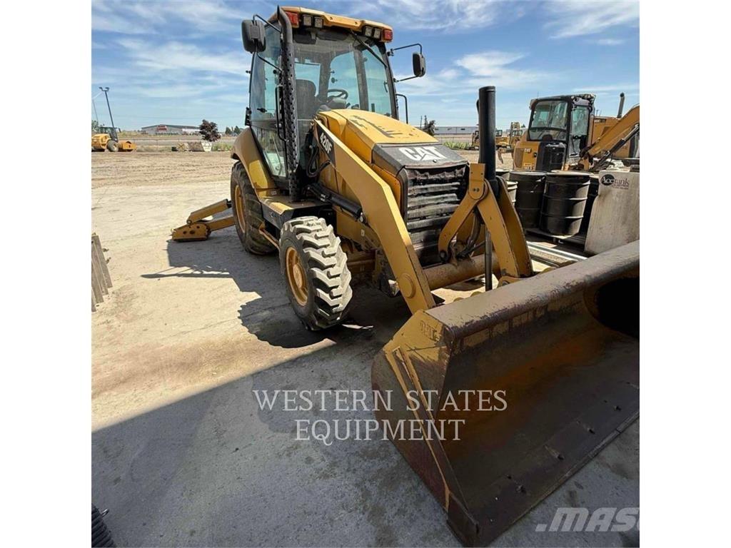 CAT 420F Terne